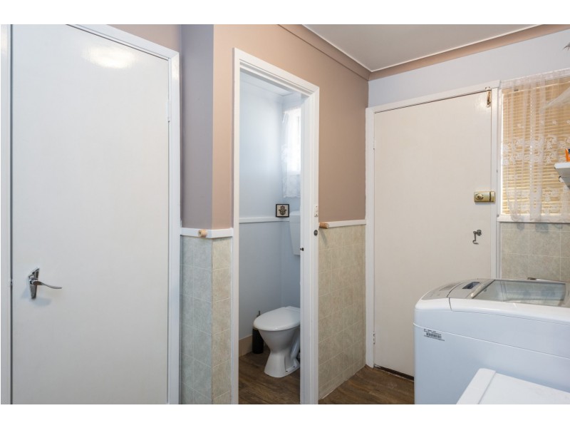112 Sylvester Street, Coolgardie WA 6429
