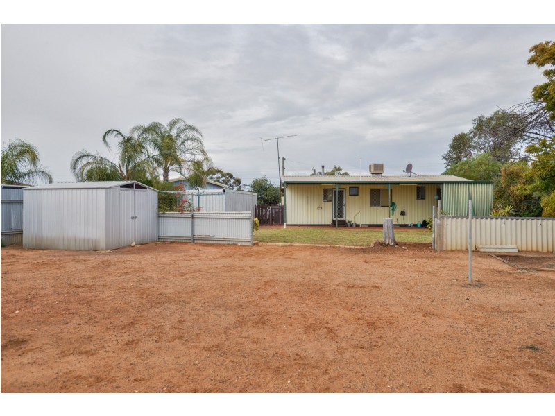 112 Sylvester Street, Coolgardie WA 6429