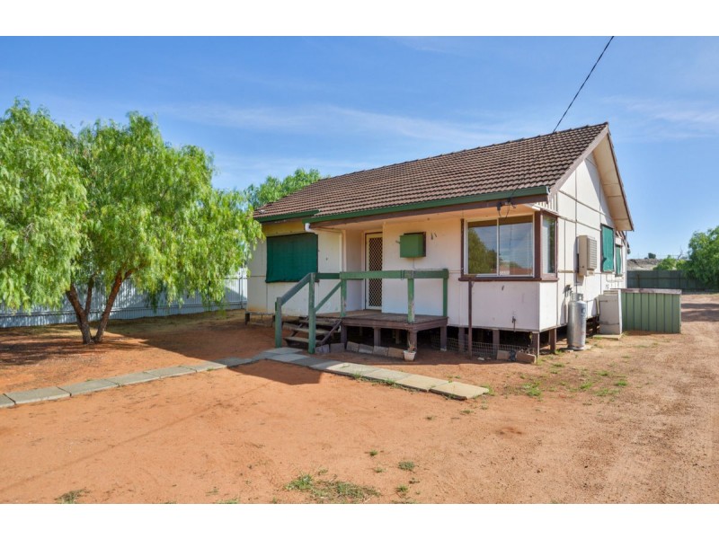 42  Sylvester Street, Coolgardie WA 6429