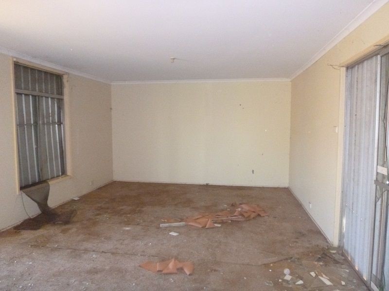 68 Woodward Street, Coolgardie WA 6429