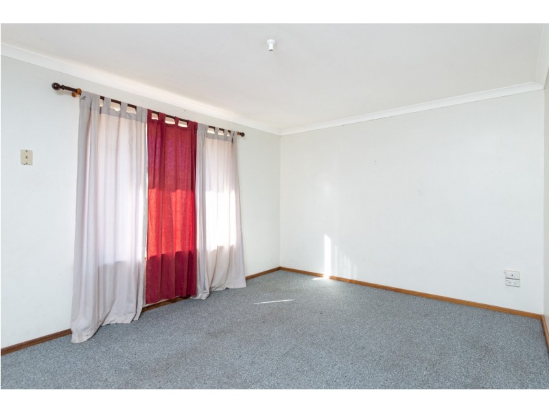 2/37 Sylvester Street, Coolgardie WA 6429