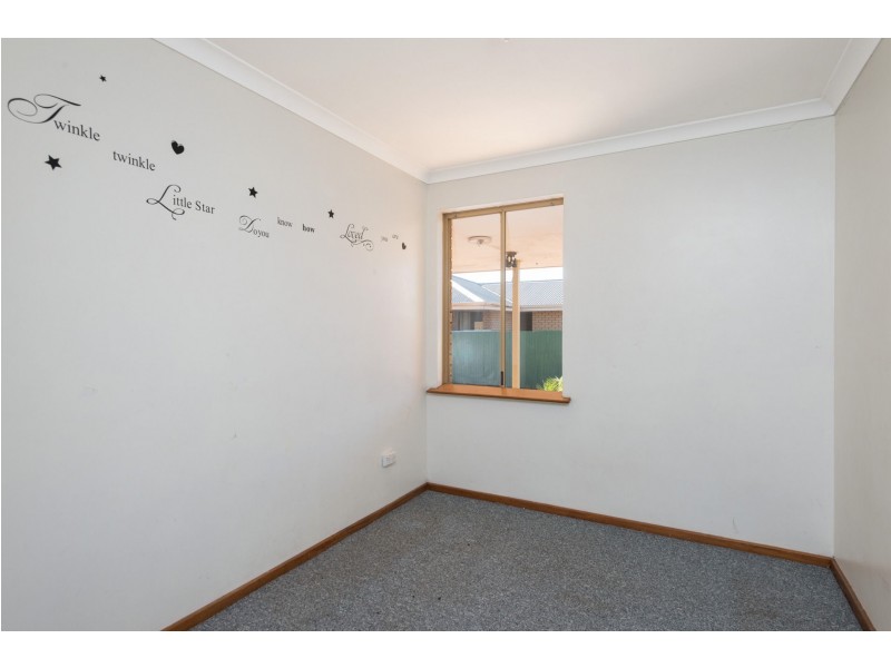 2/37 Sylvester Street, Coolgardie WA 6429