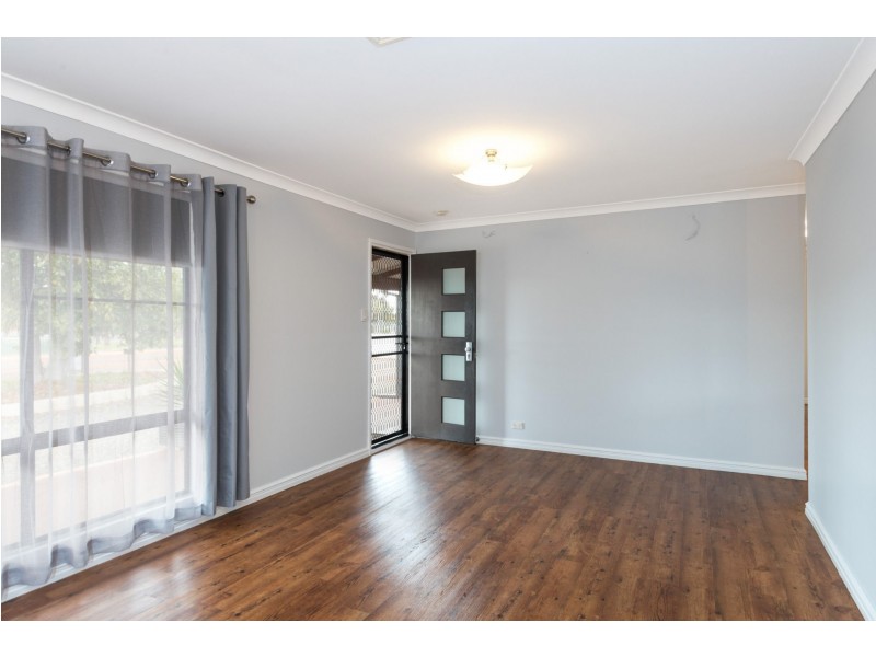 76 Sylvester Street, Coolgardie WA 6429