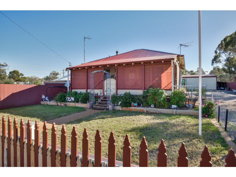 70 Lindsay Street, Coolgardie WA 6429