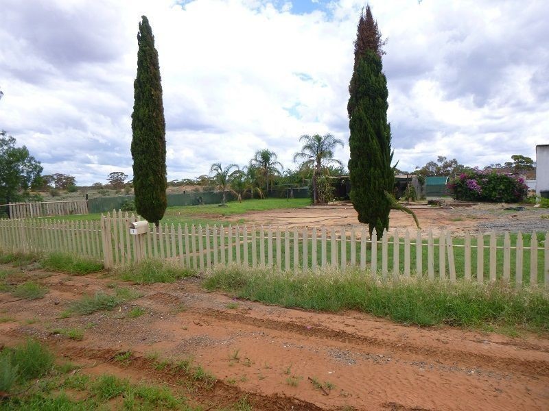58 Lady Loch Road, Coolgardie WA 6429