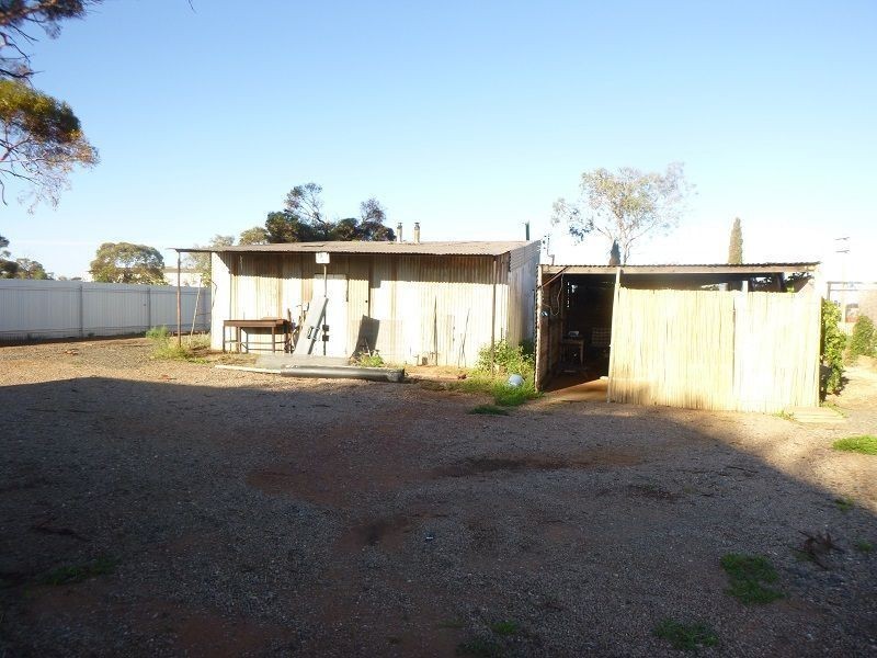 58 Lady Loch Road, Coolgardie WA 6429