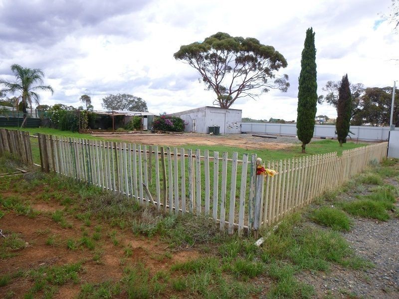 58 Lady Loch Road, Coolgardie WA 6429
