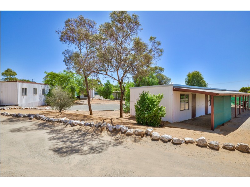 2 Renou Street, Coolgardie WA 6429