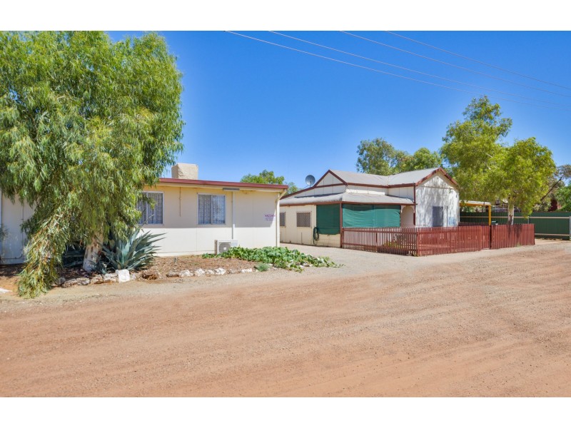 2 Renou Street, Coolgardie WA 6429