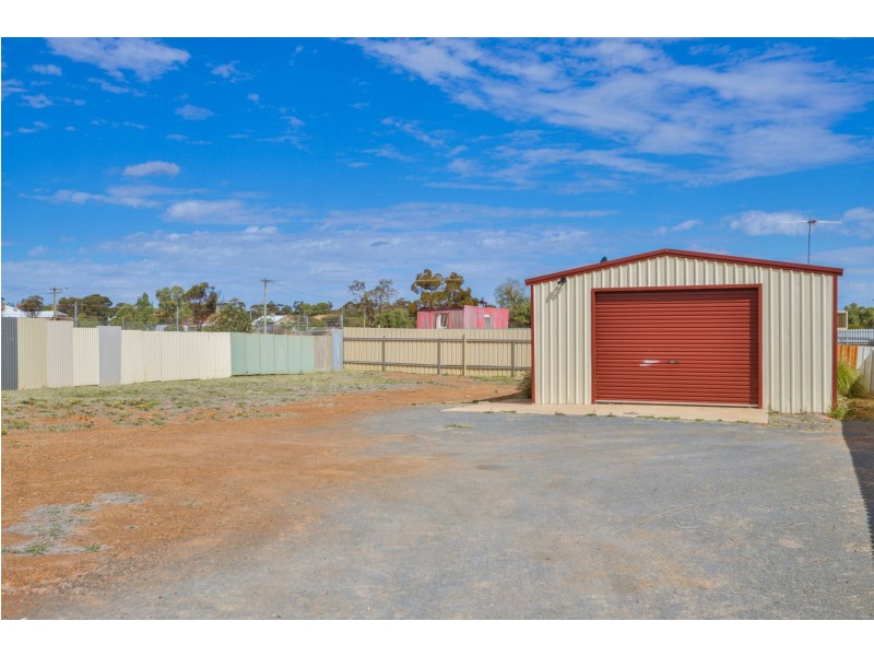 79 Bayley Street, Coolgardie WA 6429