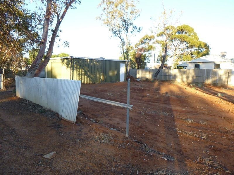 76 Shaw Street, Coolgardie WA 6429