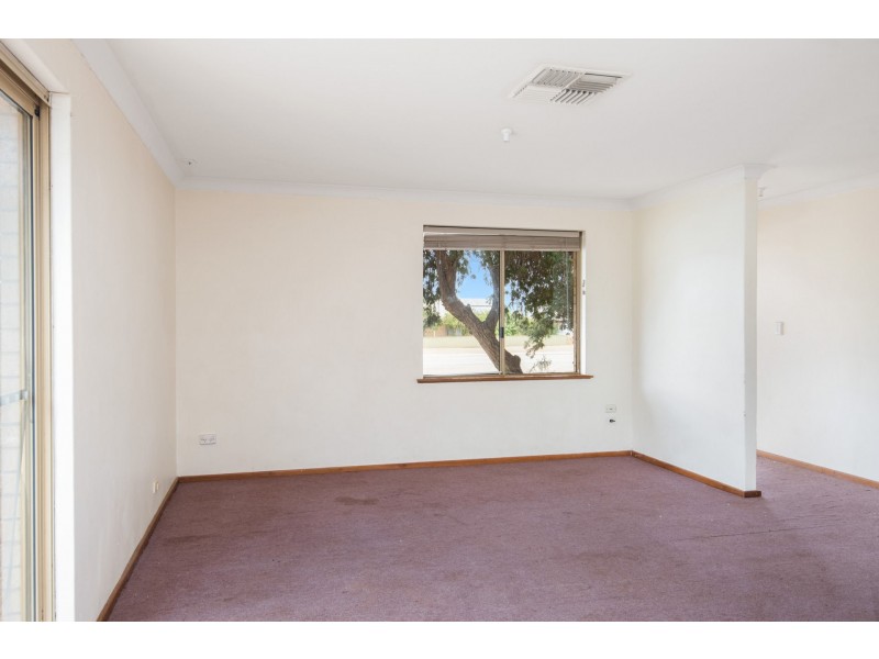 1/35 Sylvester Street, Coolgardie WA 6429