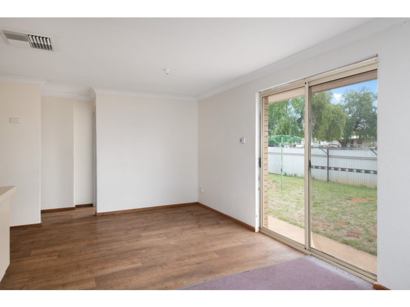 1/35 Sylvester Street, Coolgardie WA 6429