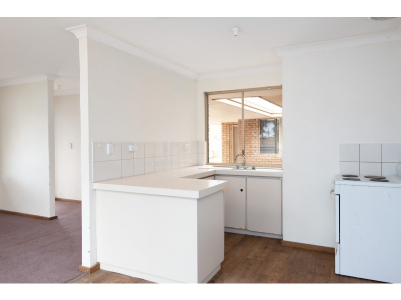 1/35 Sylvester Street, Coolgardie WA 6429