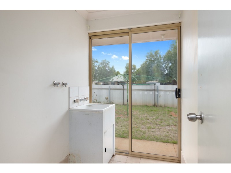 1/35 Sylvester Street, Coolgardie WA 6429