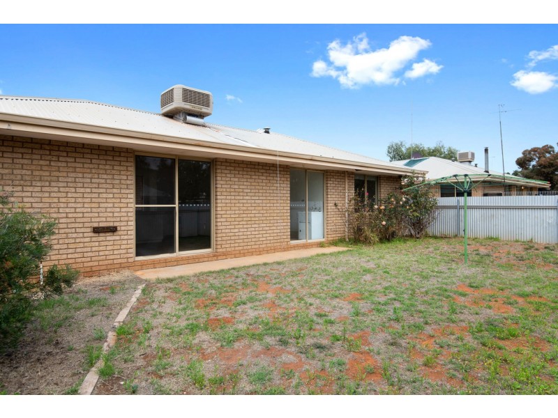 1/35 Sylvester Street, Coolgardie WA 6429