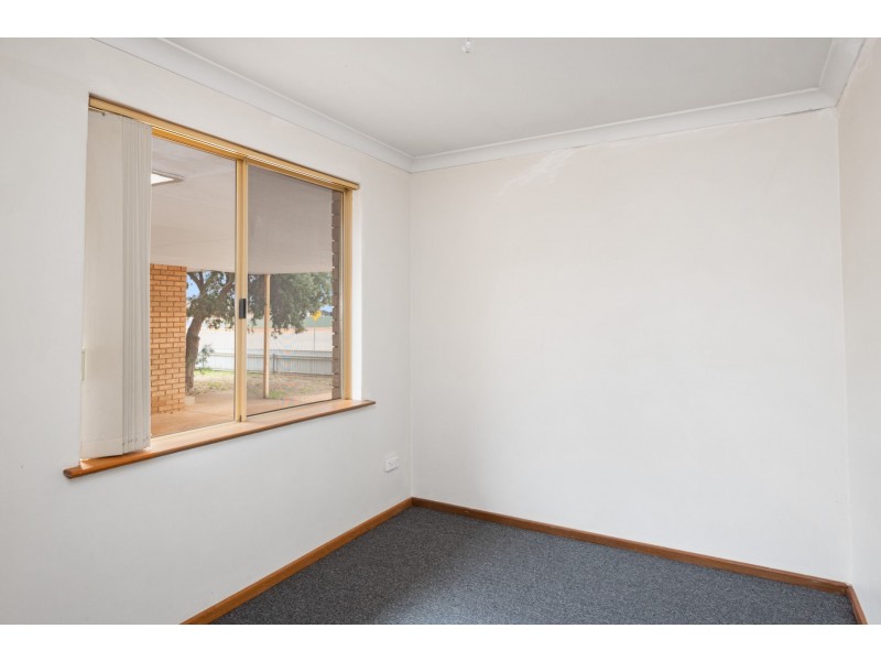 2/35 Sylvester Street, Coolgardie WA 6429