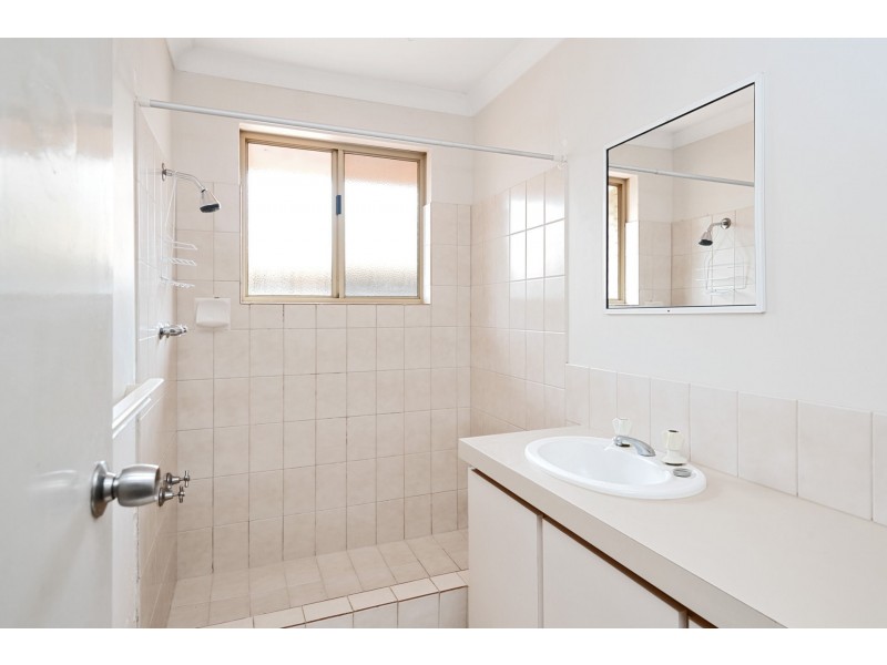 2/35 Sylvester Street, Coolgardie WA 6429