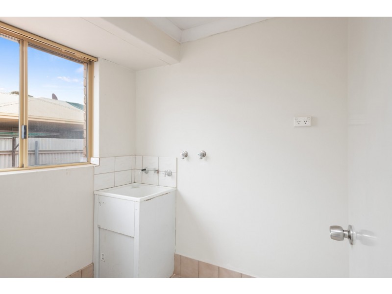 2/35 Sylvester Street, Coolgardie WA 6429