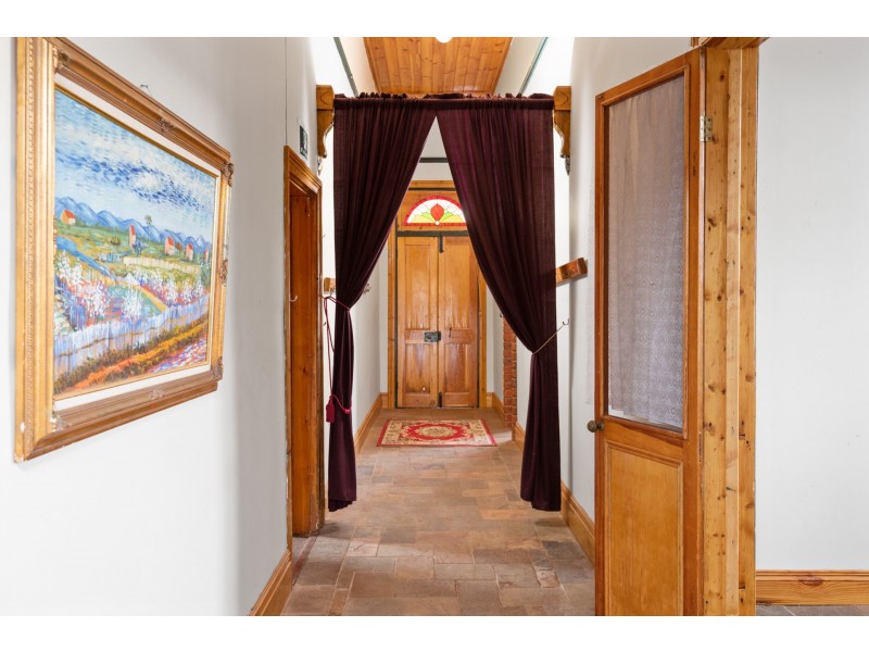 36 Bayley Street, Coolgardie WA 6429