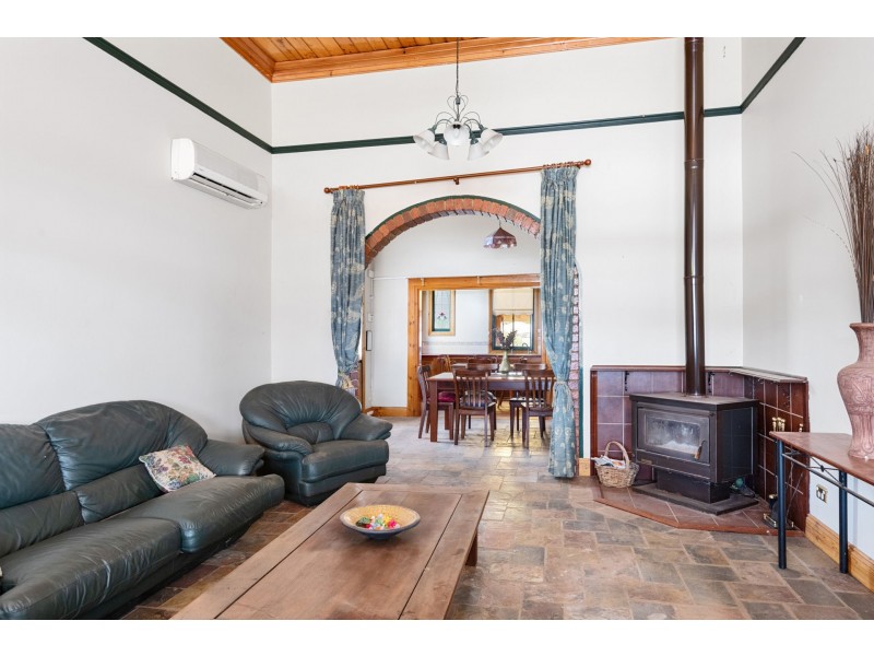 36 Bayley Street, Coolgardie WA 6429