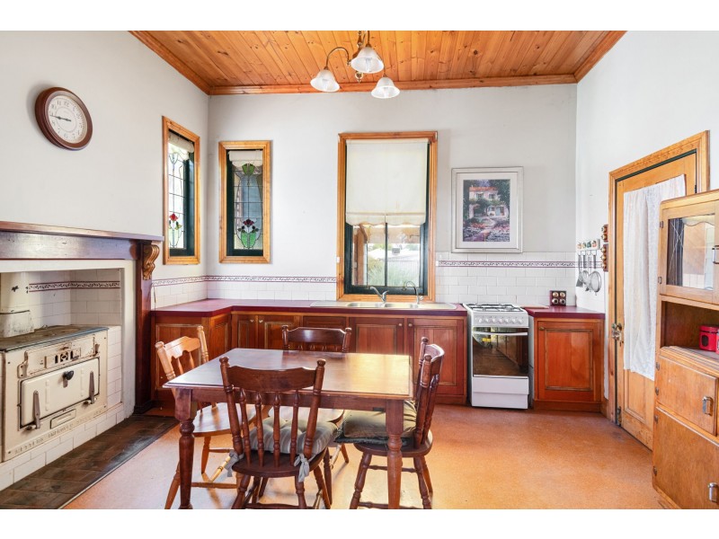 36 Bayley Street, Coolgardie WA 6429