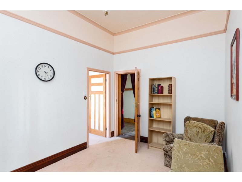 36 Bayley Street, Coolgardie WA 6429