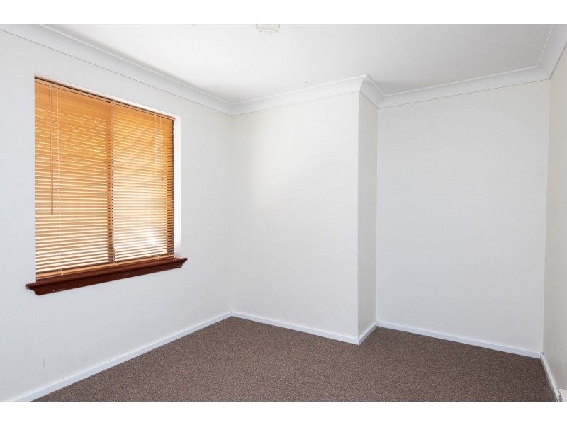 34 Lyall Street, Lamington WA 6430