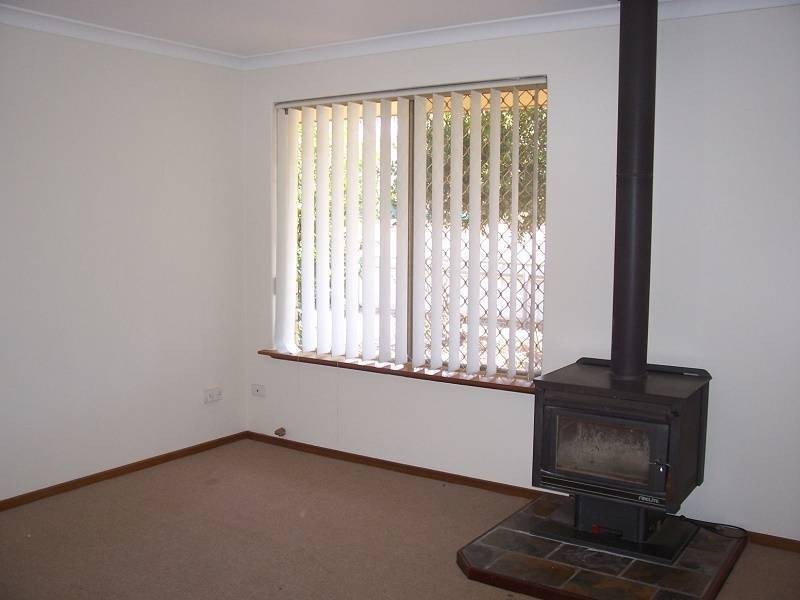 2/33 Sylvester Street, Coolgardie WA 6429