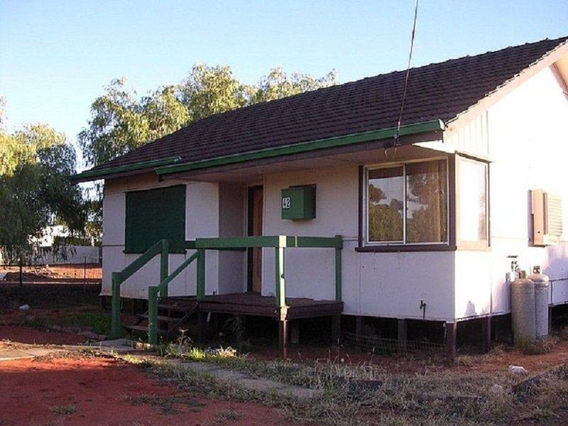 42 Sylvester Street, Coolgardie WA 6429