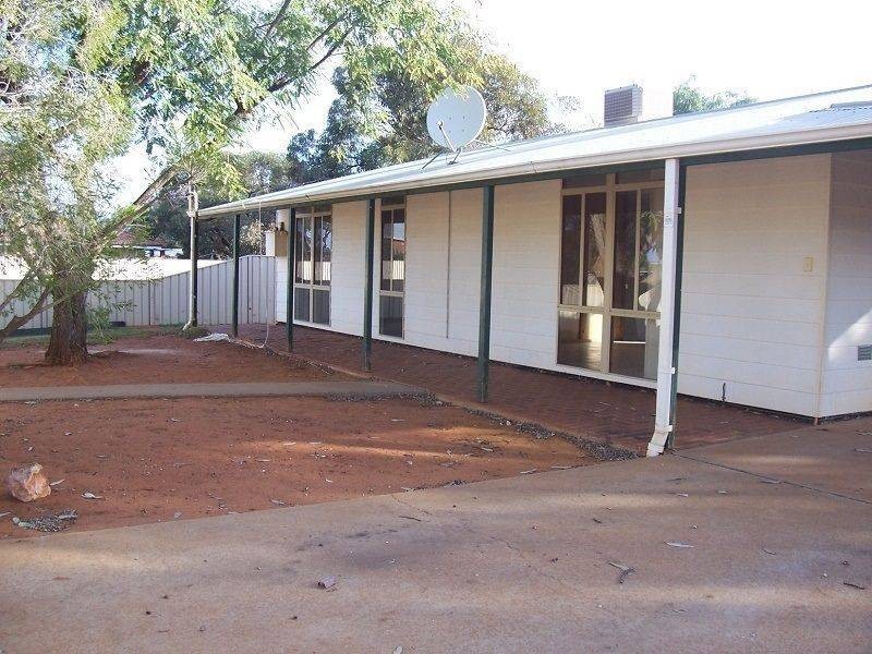 106 Lefroy Street, Coolgardie WA 6429