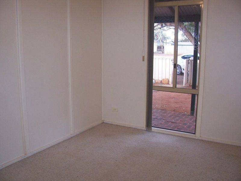 106 Lefroy Street, Coolgardie WA 6429