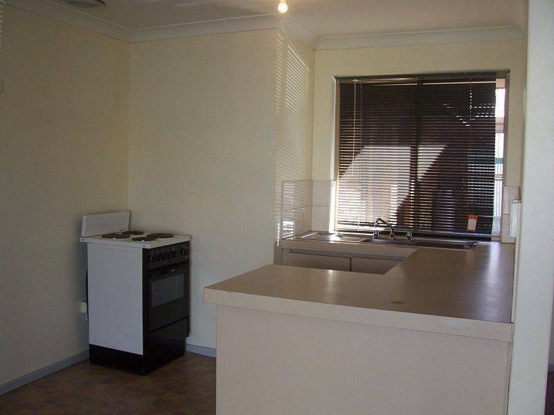 4/35 Sylvester Street, Coolgardie WA 6429