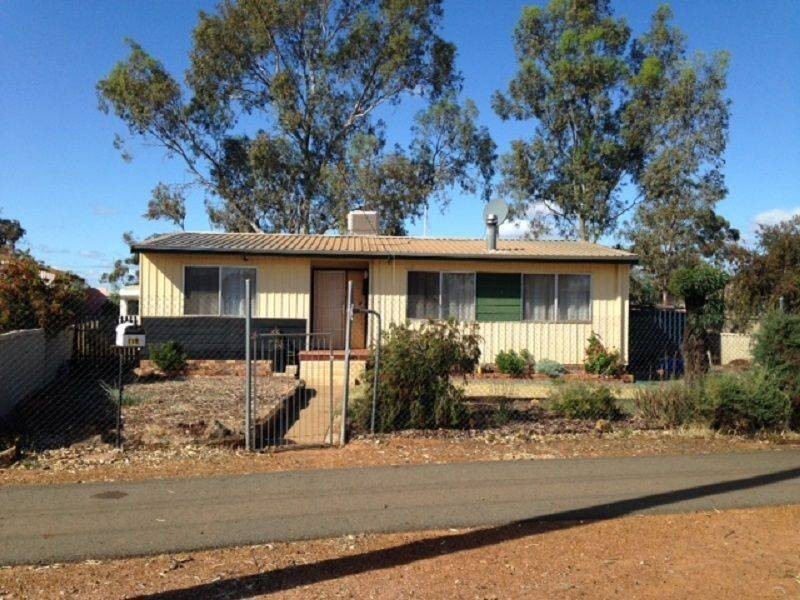 119 Sylvester Street, Coolgardie WA 6429
