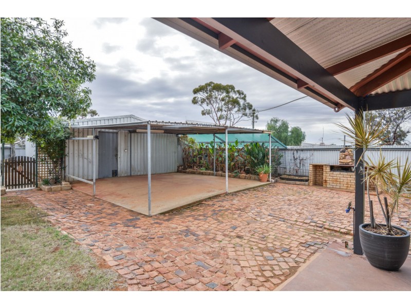 76 Sylvester Street, Coolgardie WA 6429