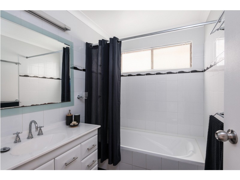 76 Sylvester Street, Coolgardie WA 6429