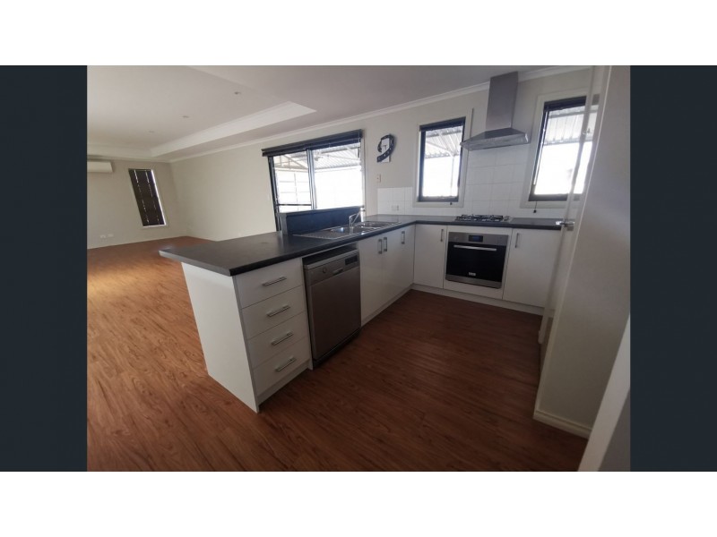 107 MacDonald Street, Coolgardie WA 6429