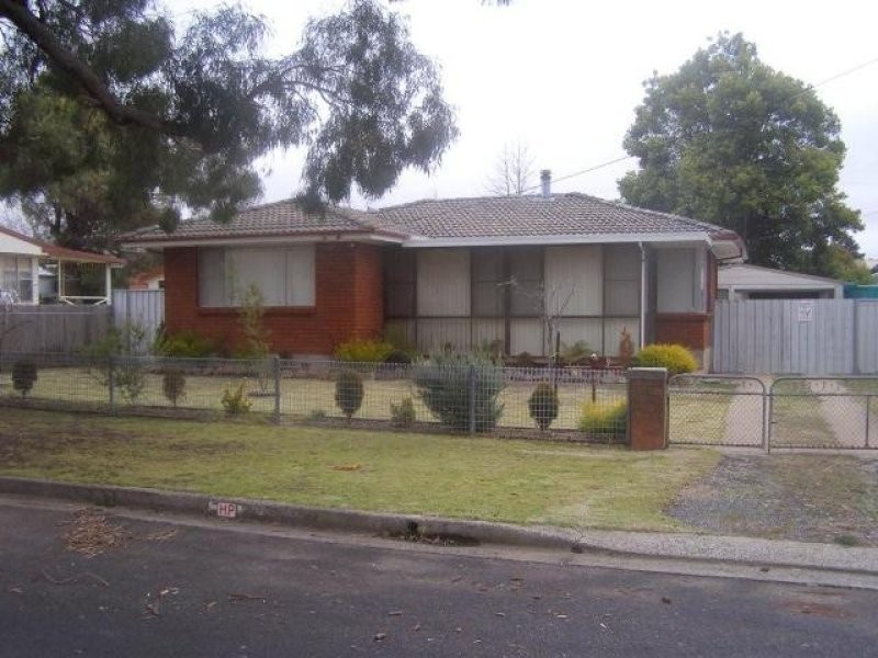 27 Hale Street, Orange NSW 2800