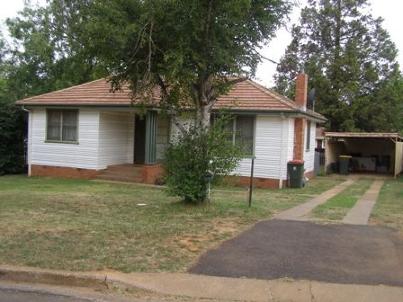 1 Golden Place, Orange NSW 2800