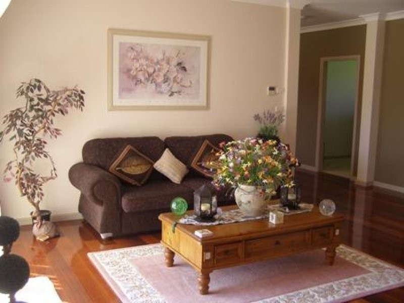 15 The Waterway, Lewis Ponds NSW 2800