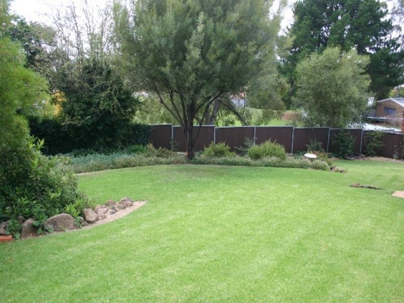 15 Grevillea Street, Orange NSW 2800