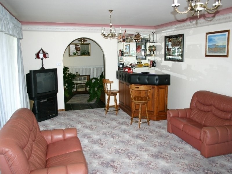 15 Grevillea Street, Orange NSW 2800