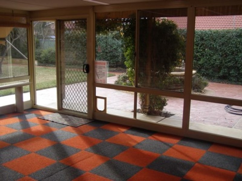 4 Albion Place, Orange NSW 2800