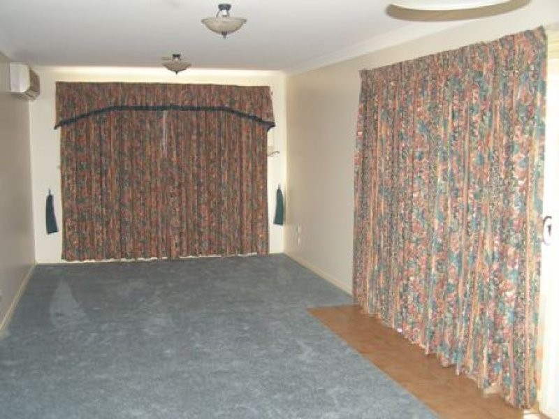 4 Albion Place, Orange NSW 2800