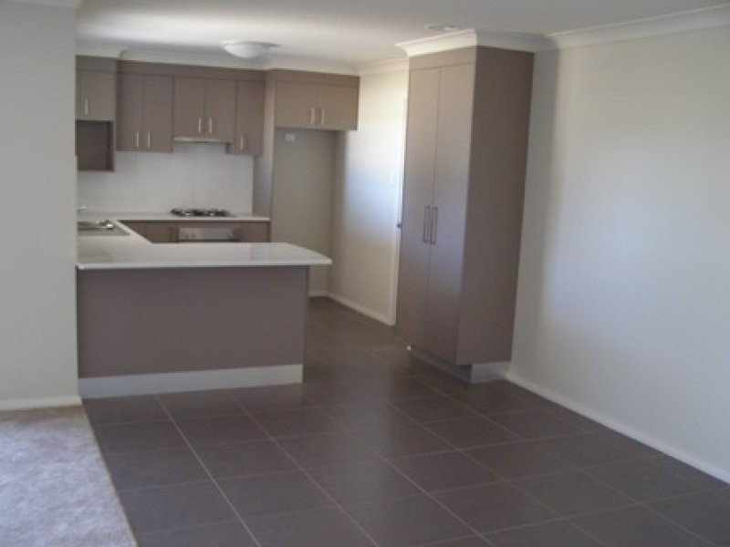 97 Diamond Drive, Orange NSW 2800