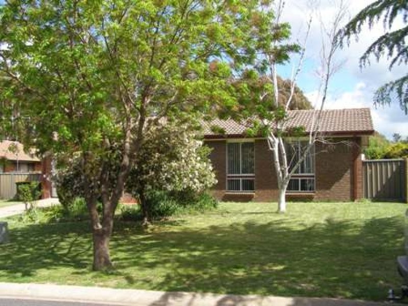 8 Pitta Pitta Place, Orange NSW 2800