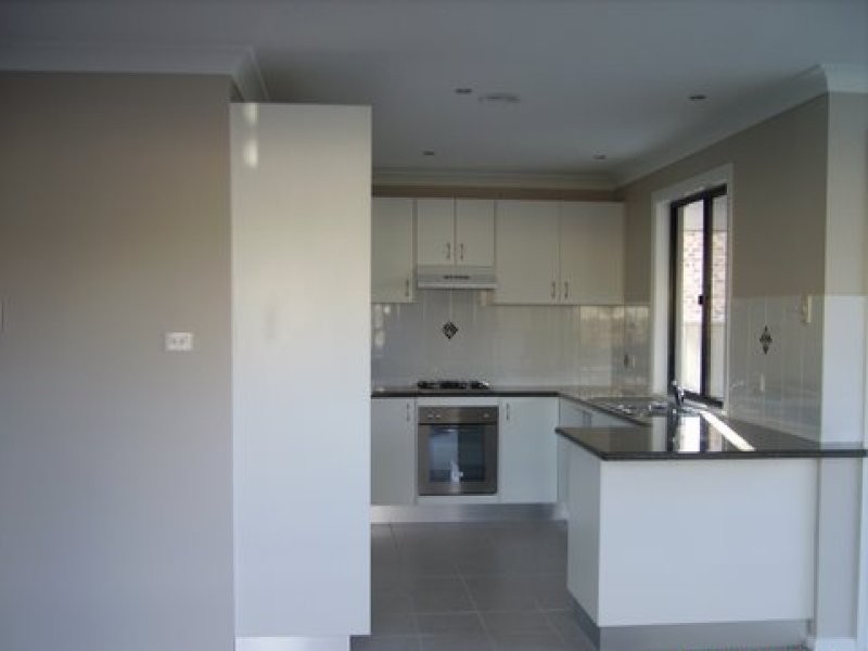 19 Holman Way, Orange NSW 2800