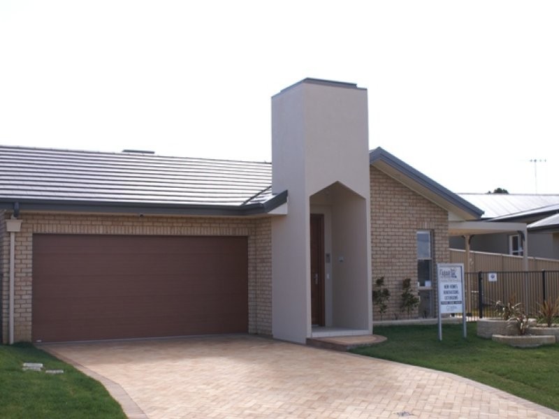 7 Diamond Drive, Orange NSW 2800