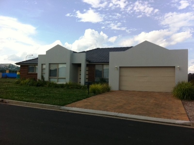 1 Sapphire Street, Orange NSW 2800