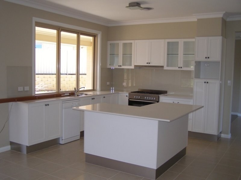 7 Collins Way, Orange NSW 2800